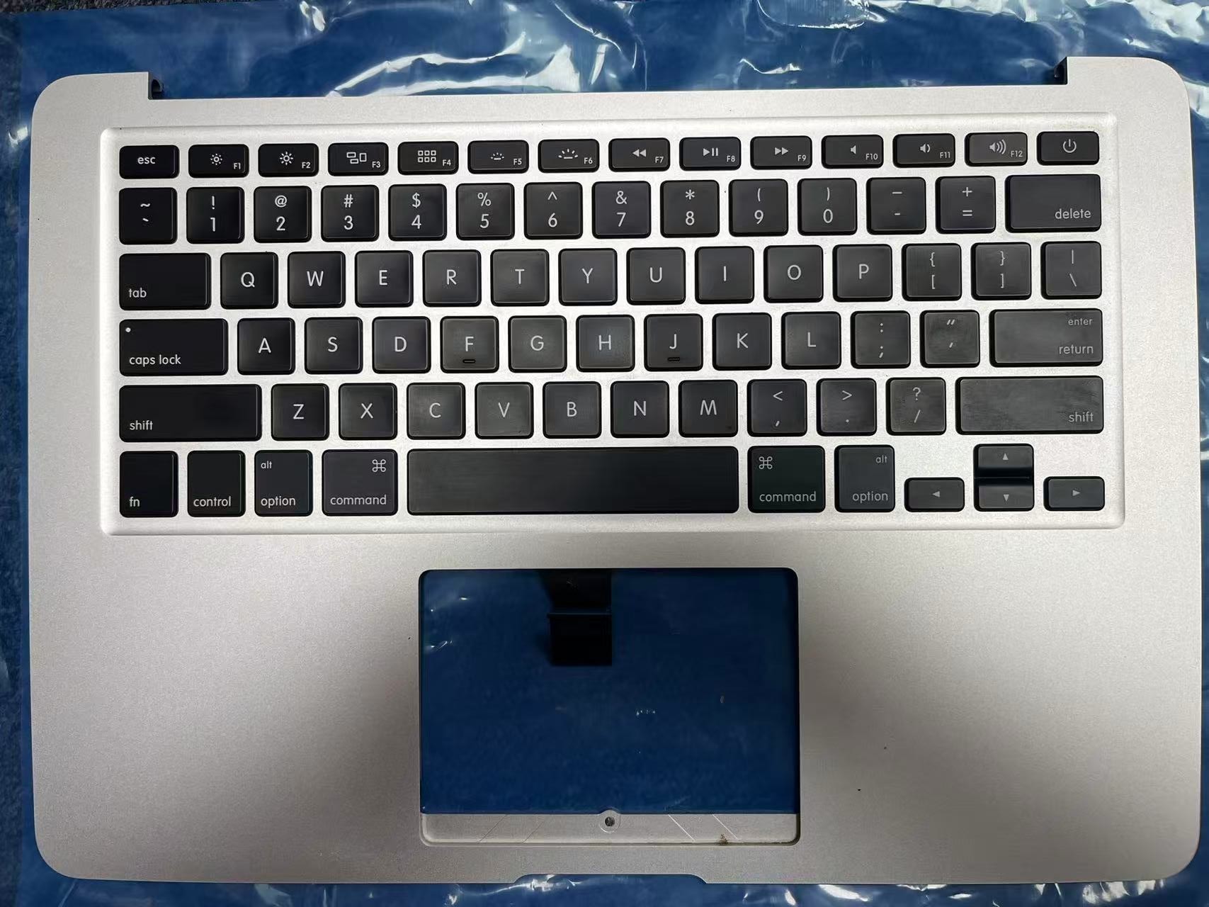 Keyboard Cover - 90% nowy, oryginalny topcase do A1466