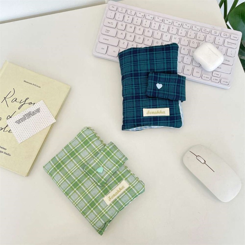Zielono-biała tkanina w kratkę – Laptop Sleeve recenzja i cena